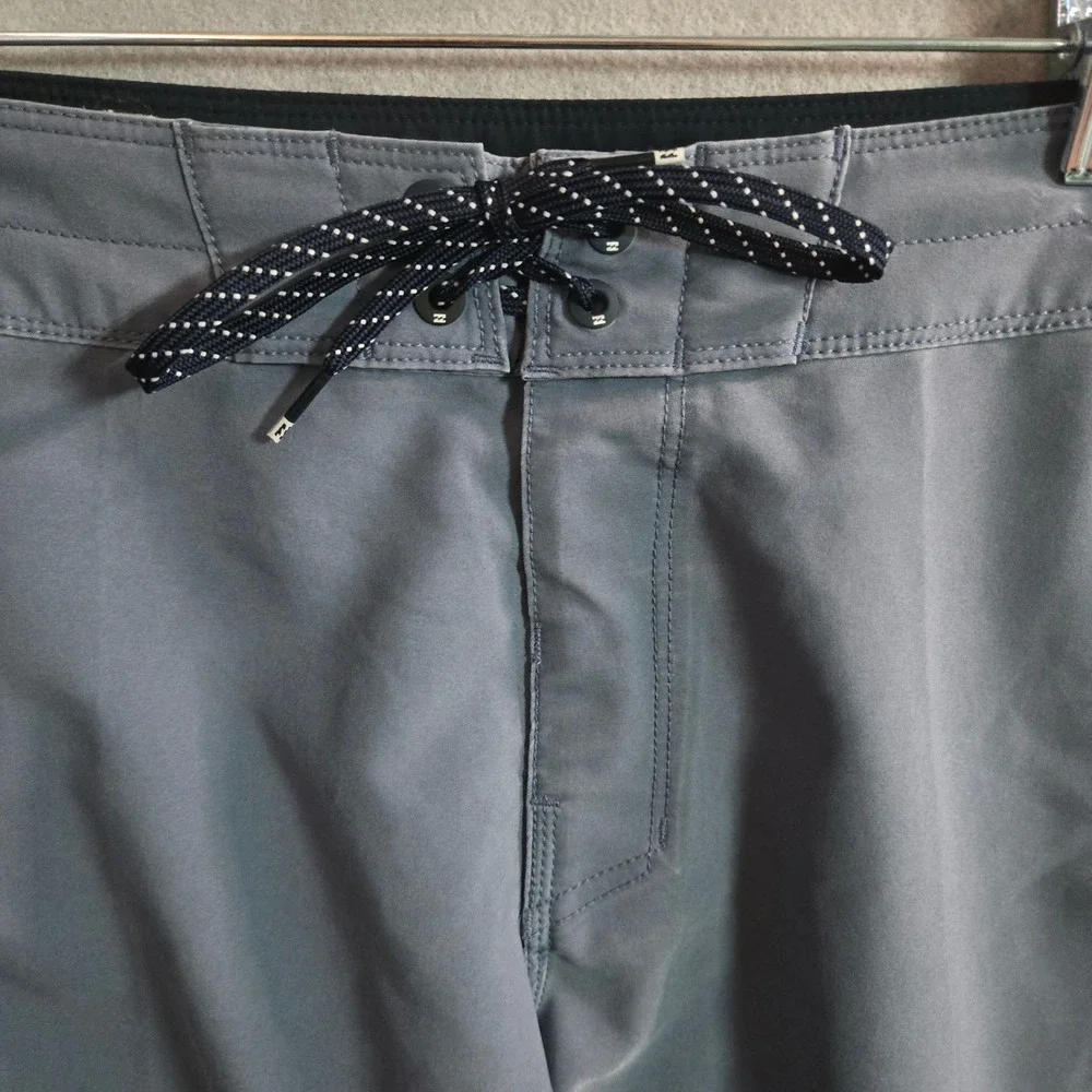 Billabong‎ Arch Pro Board Shorts Mens 33 Gray Recycler Performance Swim Trunks